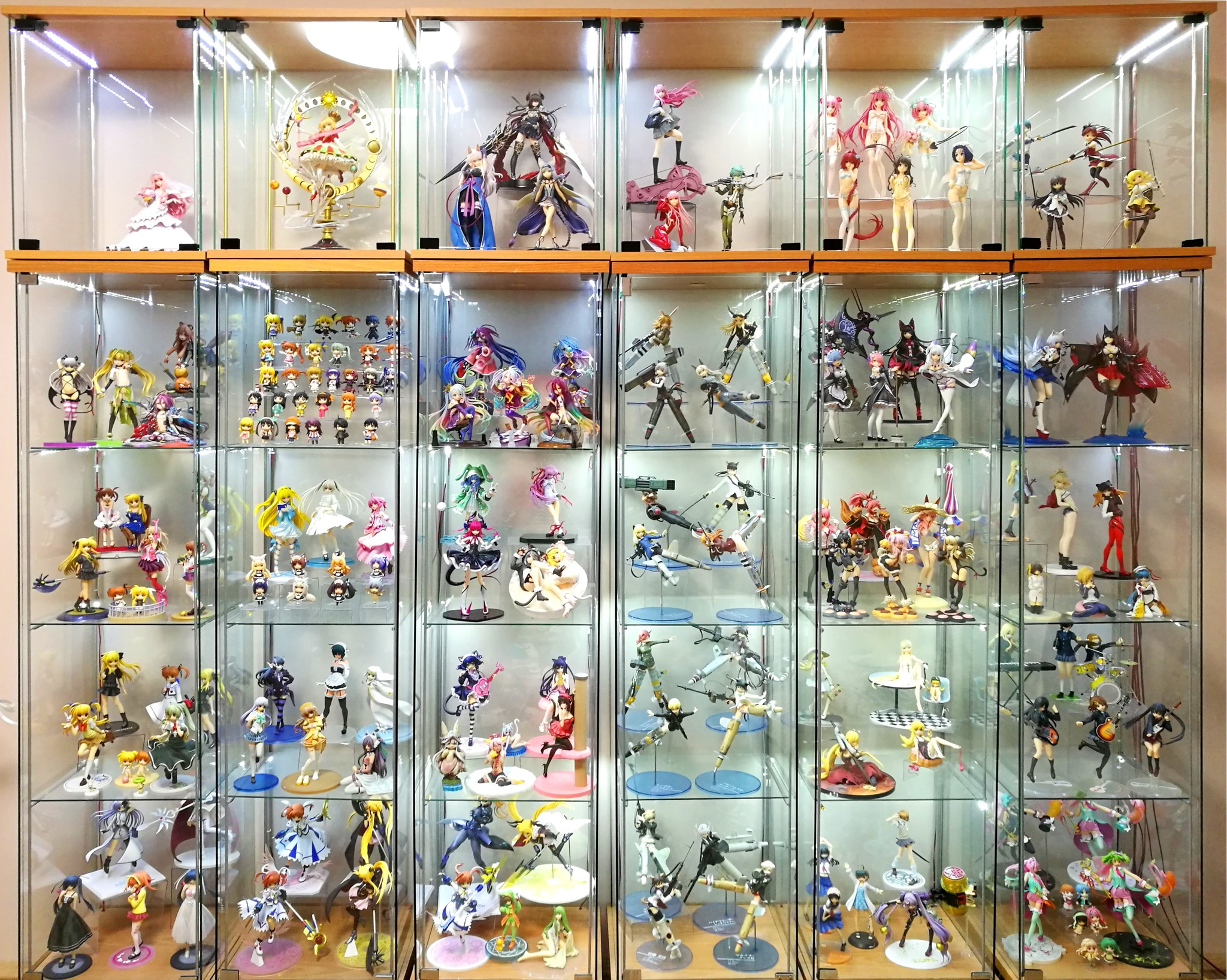 e8b50a63-bda0-4a47-a59b-3680966a7fd7.jpeg Figure collection